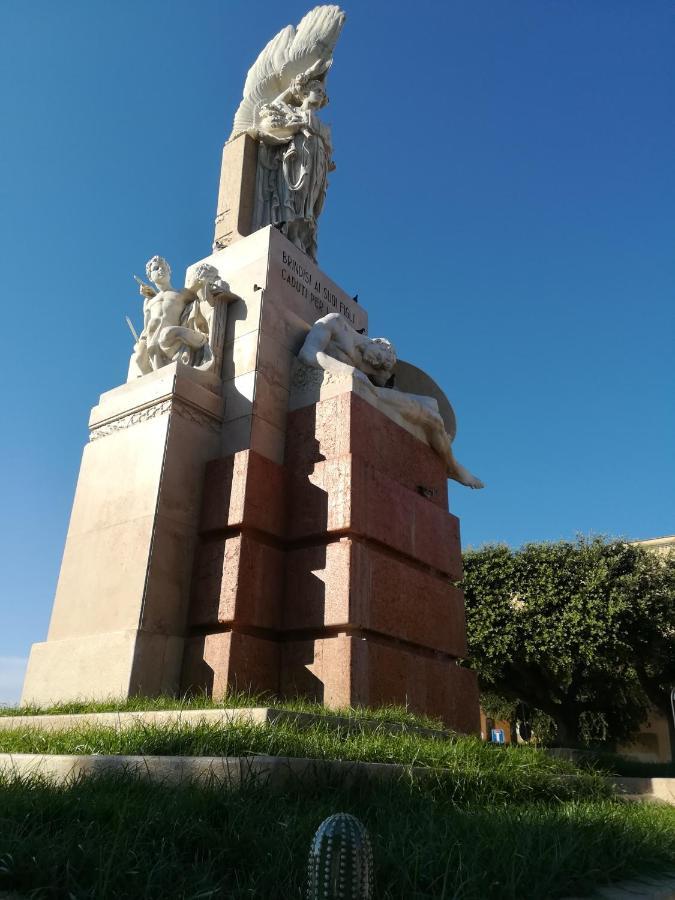 metrò casa vacanze Brindisi Exterior foto